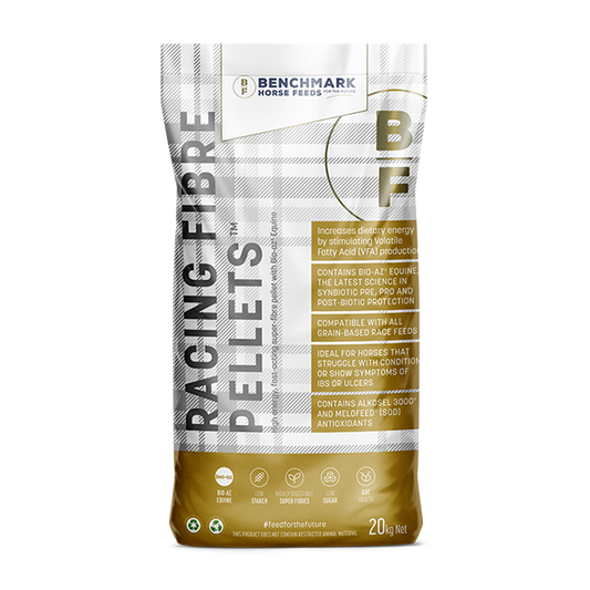 Benchmark Racing Fibre Pellets 20kg horse feed bag