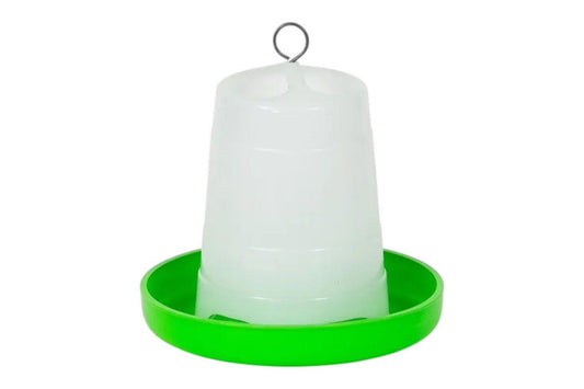 Showmaster Green & White Poultry Feeder 1.5kg